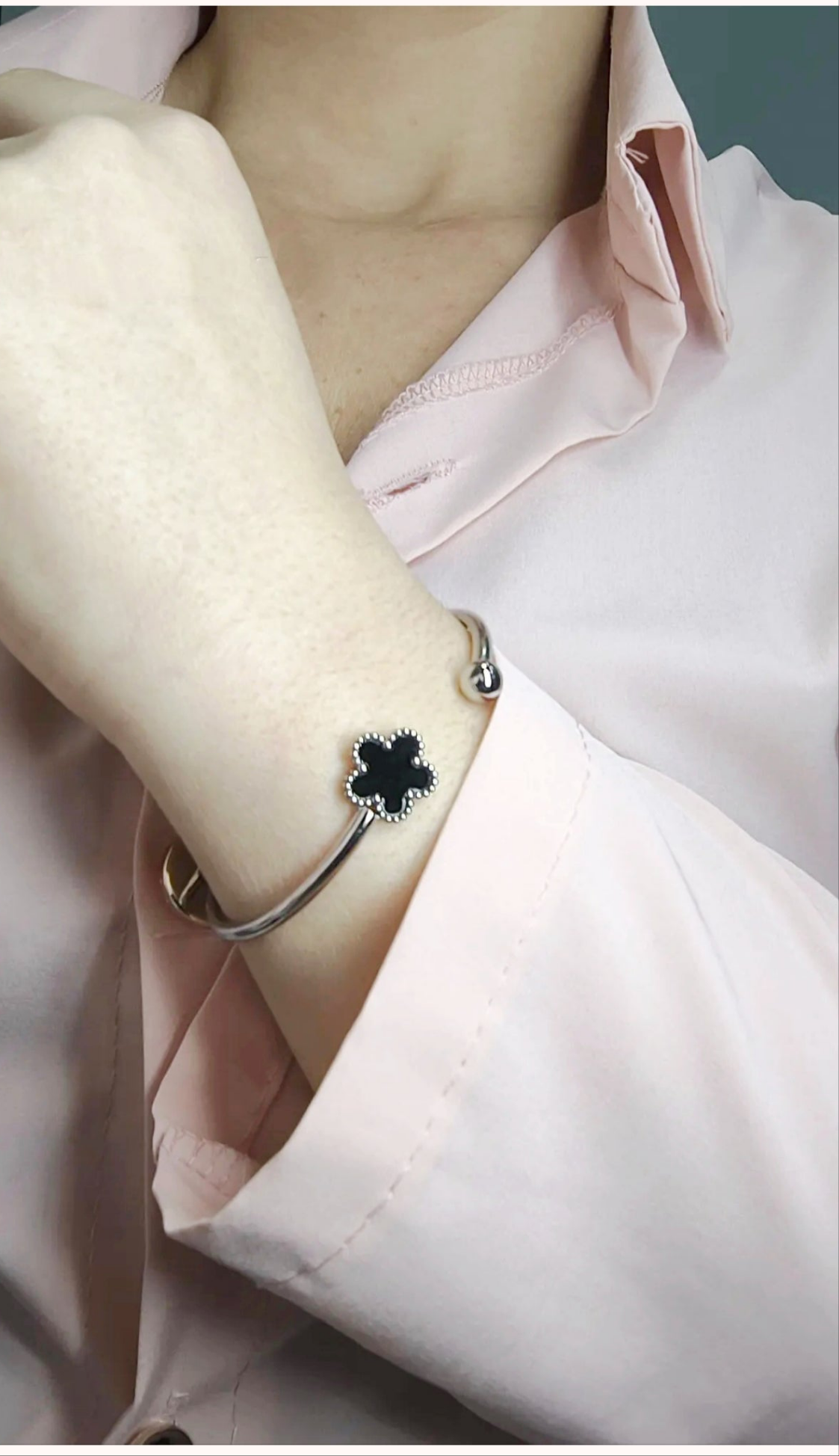 Bracciale donna rigido a fiore acciaio