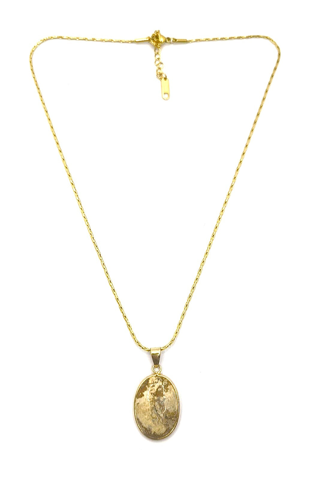 Collana con ciondolo in pietra acciaio